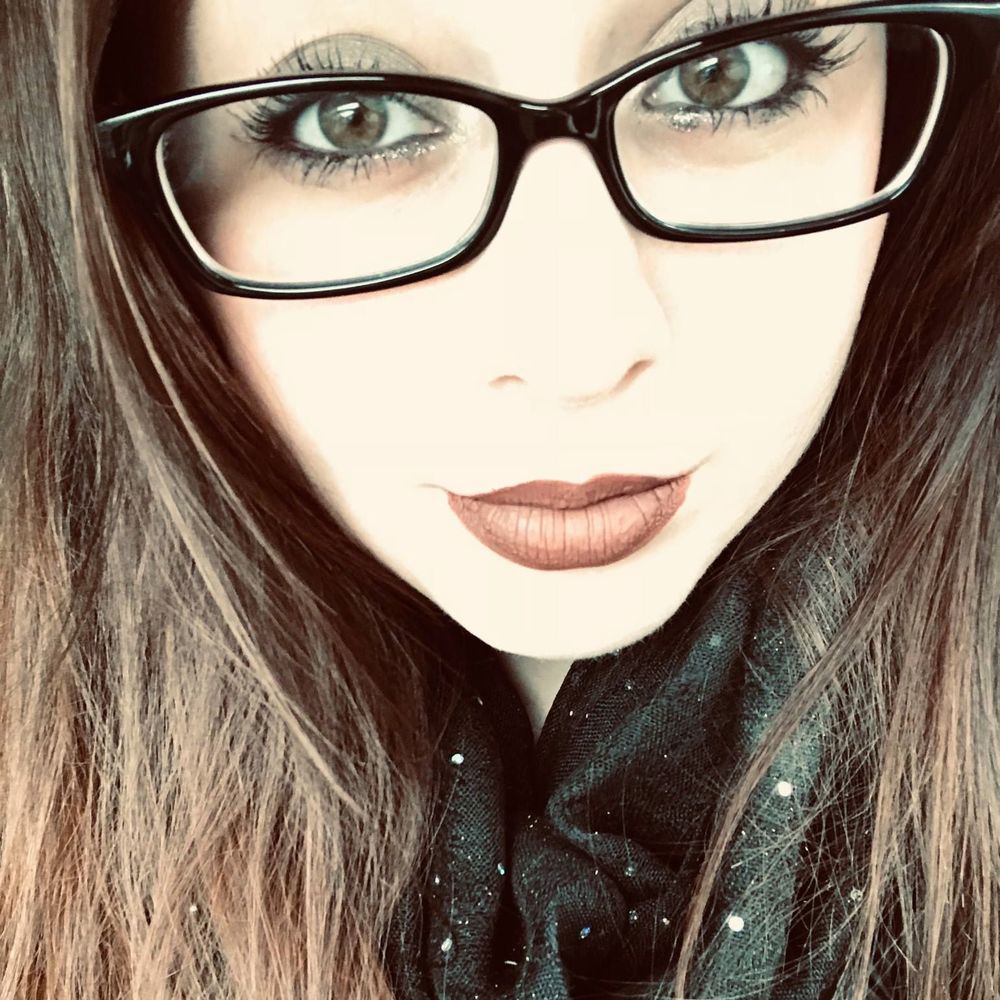 Meet your Posher, Jenn